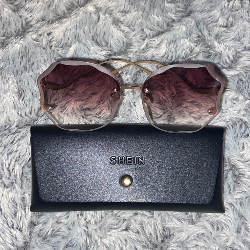 SHEIN sunglasses 🕶️ purple and gold with case